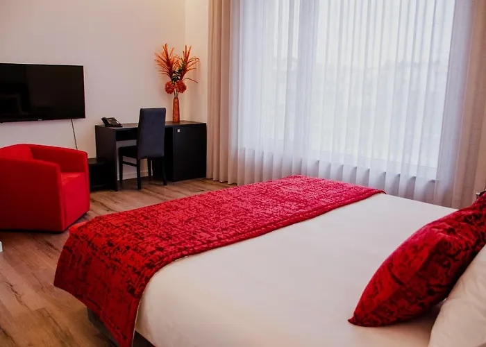 5ª Vigia Hotel Porto de Mós